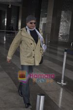 Mithun Chakraborty spotted at airport in Mumbai Airport on 14th Jan 2011 (4).JPG